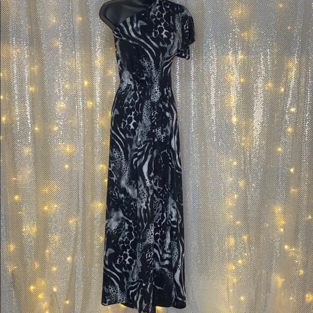 🌹 Lster Long One Shoulder MaxieDress 🌹